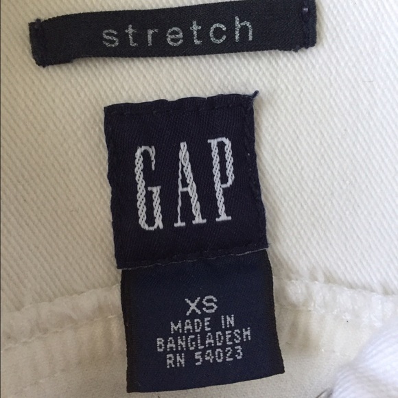 GAP White Jean Jacket - Picture 4 of 4